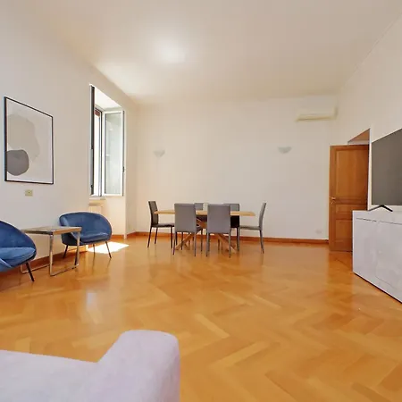 Luxury In The Ghetto's Heart Apartmán *