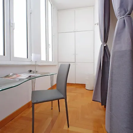 Luxury In The Ghetto's Heart Apartmán