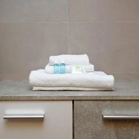 Luxury In The Ghetto's Heart Apartmán