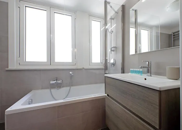 Daire Luxury In The Ghetto's Heart