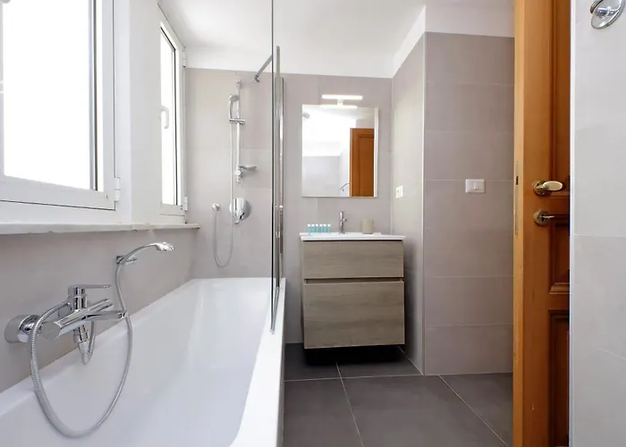 Luxury In The Ghetto's Heart Daire *